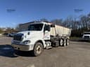 2007 Freightliner Columbia 112 Image