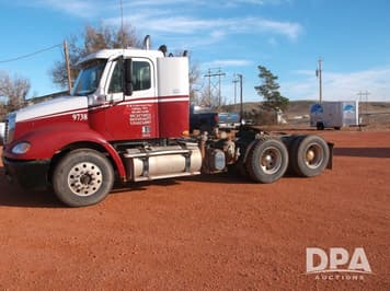 Main image Freightliner Columbia 112