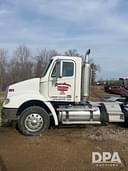 2007 Freightliner Columbia 112 Image