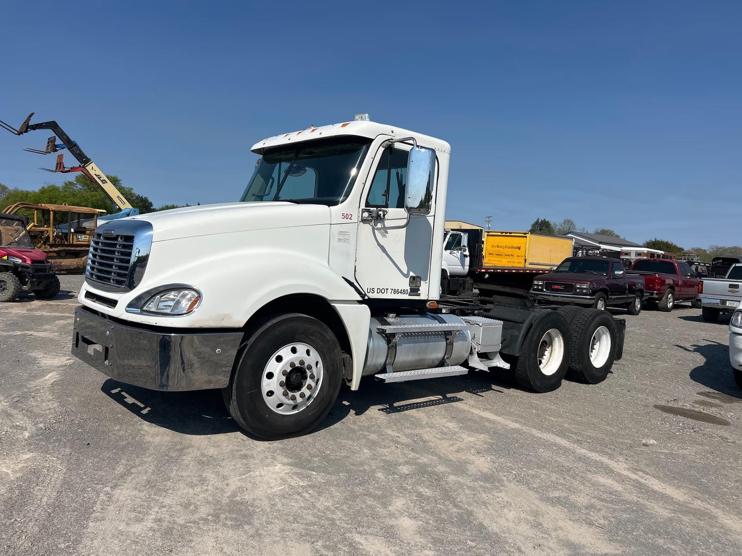 2007 Freightliner Columbia 120 Equipment Image0