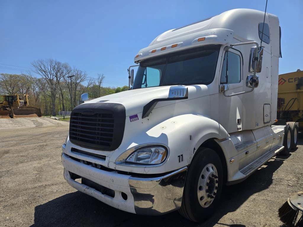 2007 Freightliner Columbia Equipment Image0