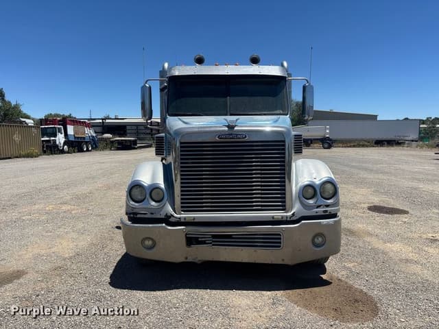 Image of Freightliner Coronado equipment image 1