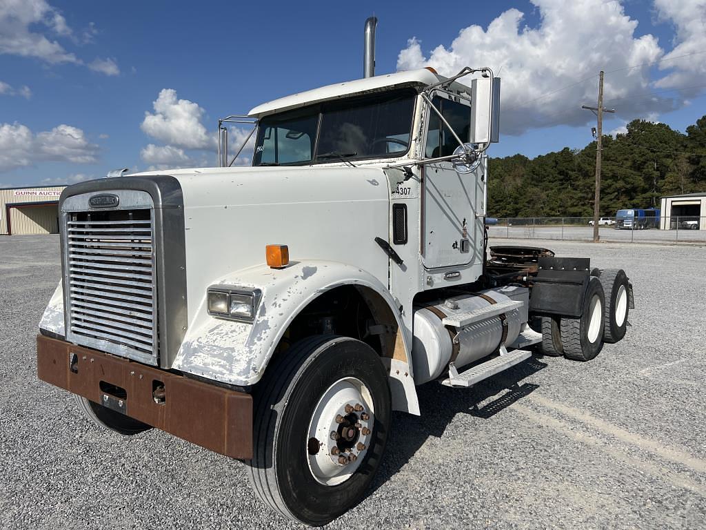 Image of Freightliner FLD120 Primary image