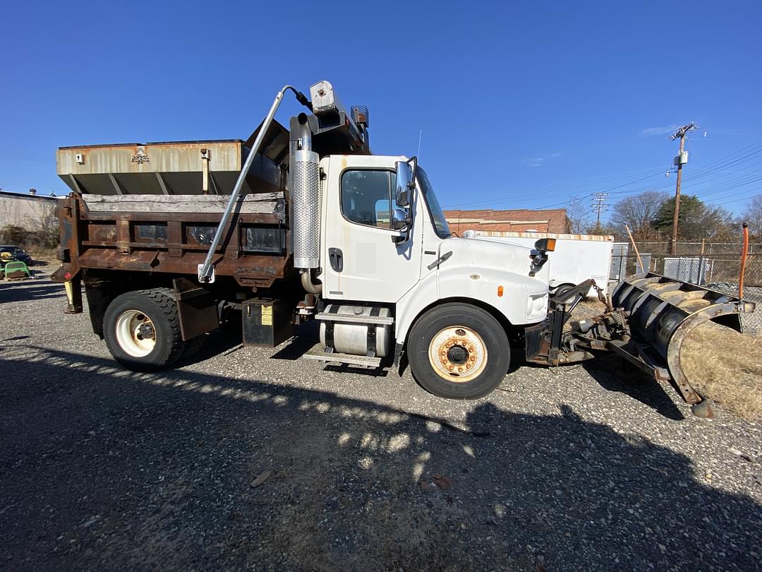 Image of Freightliner M2 Primary image