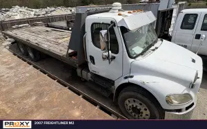 2007 Freightliner M2 106 Image