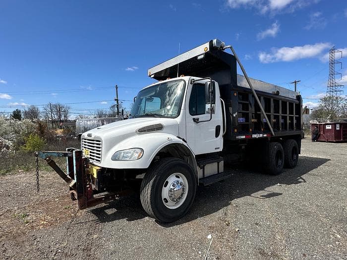 Image of Freightliner Business Class M2 Primary image