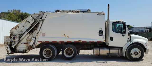 Image of Freightliner M2 equipment image 3