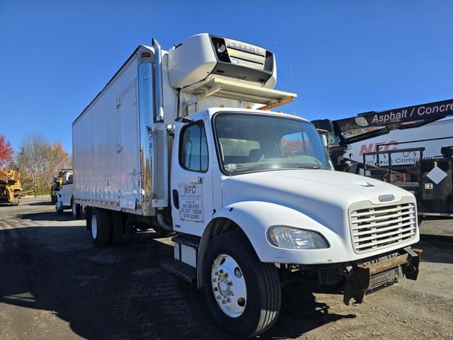 Image of Freightliner M2 equipment image 2