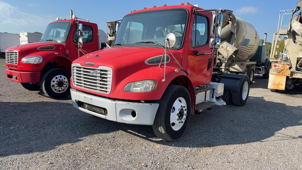 Image of Freightliner M2 Primary image