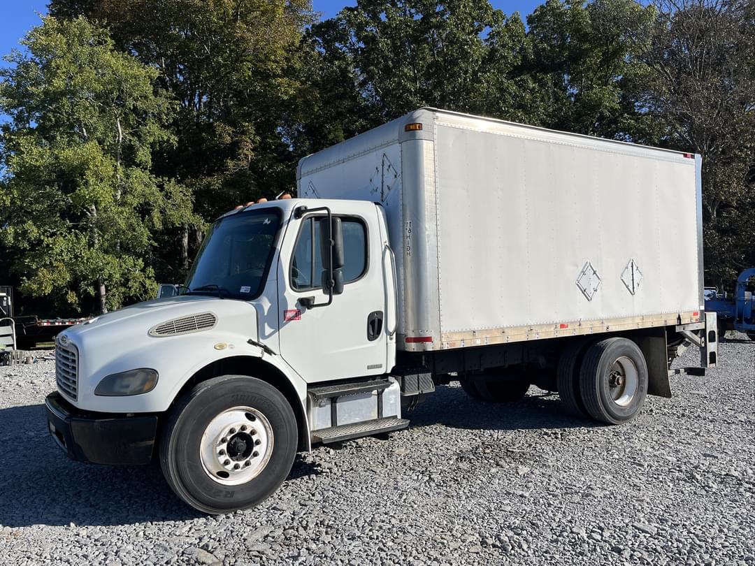 Image of Freightliner M2 Primary image