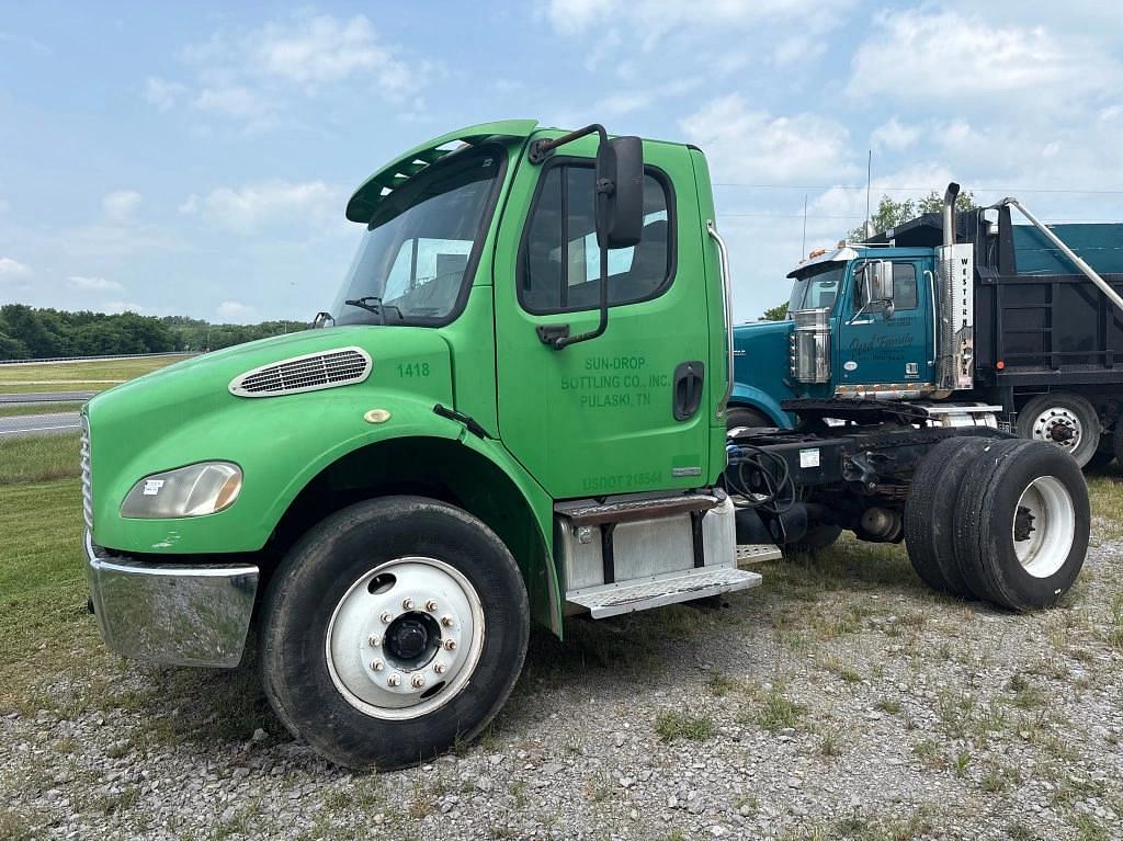 Image of Freightliner M2 Primary image