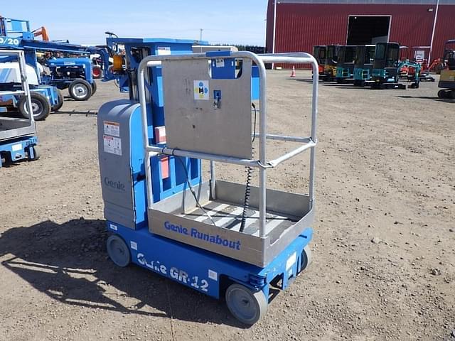 Image of Genie GR-12 equipment image 1