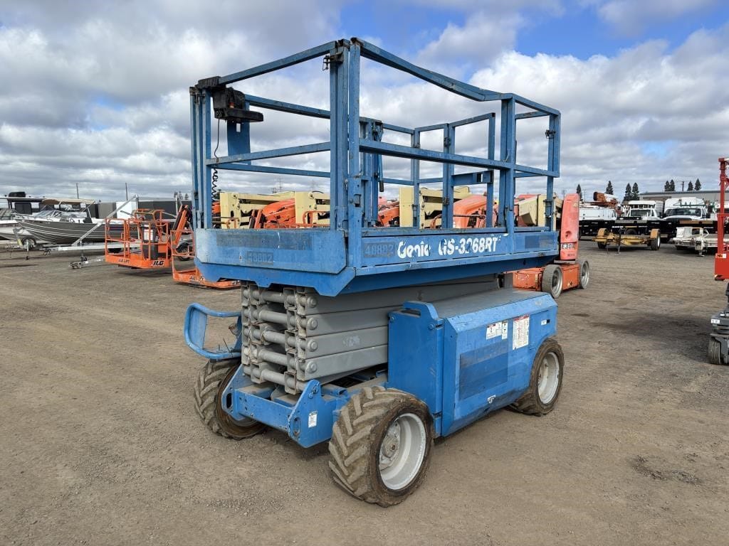 2007 Genie GS-3268RT Equipment Image0