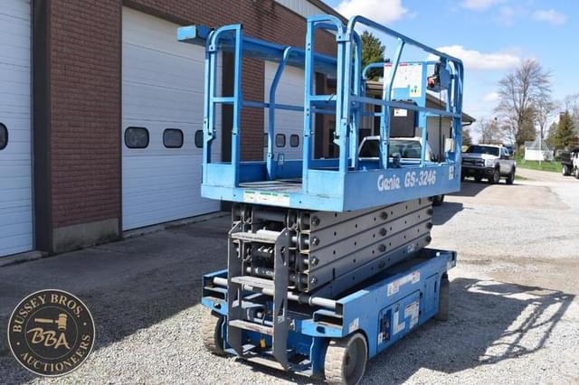 Image of Genie GS3246 equipment image 4