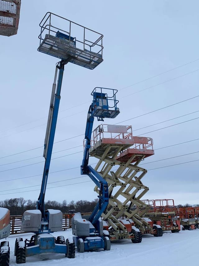 Image of Genie S-40 equipment image 2