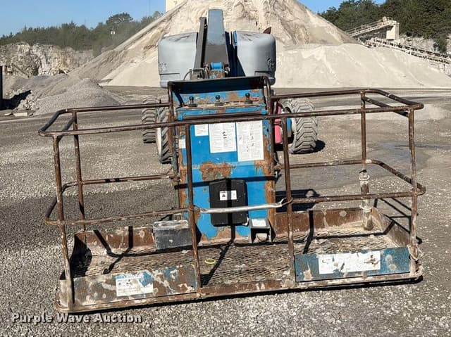 Image of Genie S-65 equipment image 1