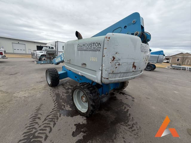 Image of Genie S60 equipment image 2