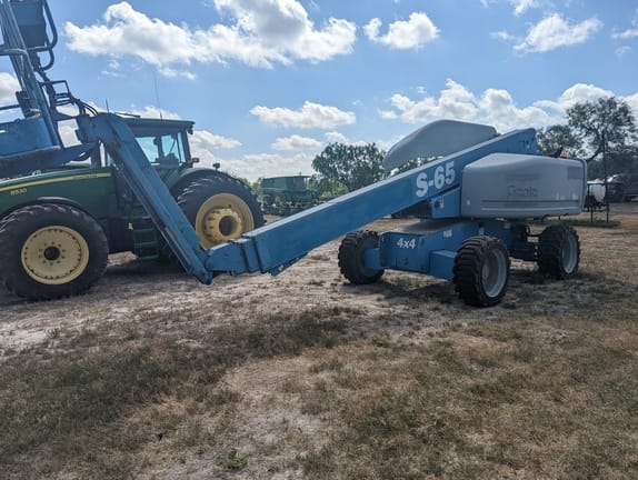 Main image Genie S-65