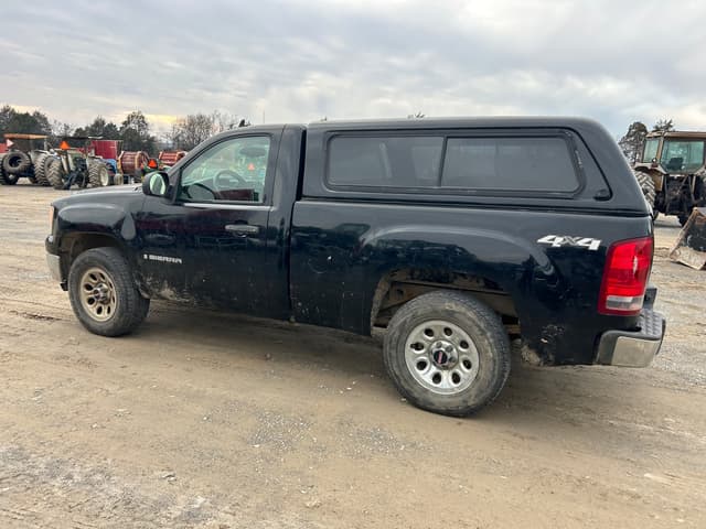 Image of GMC 1500 equipment image 2