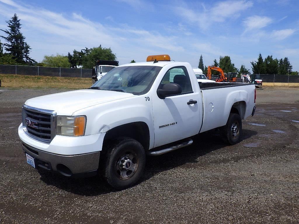 Image of GMC 2500HD Primary image