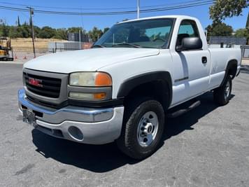 Main image GMC 2500HD