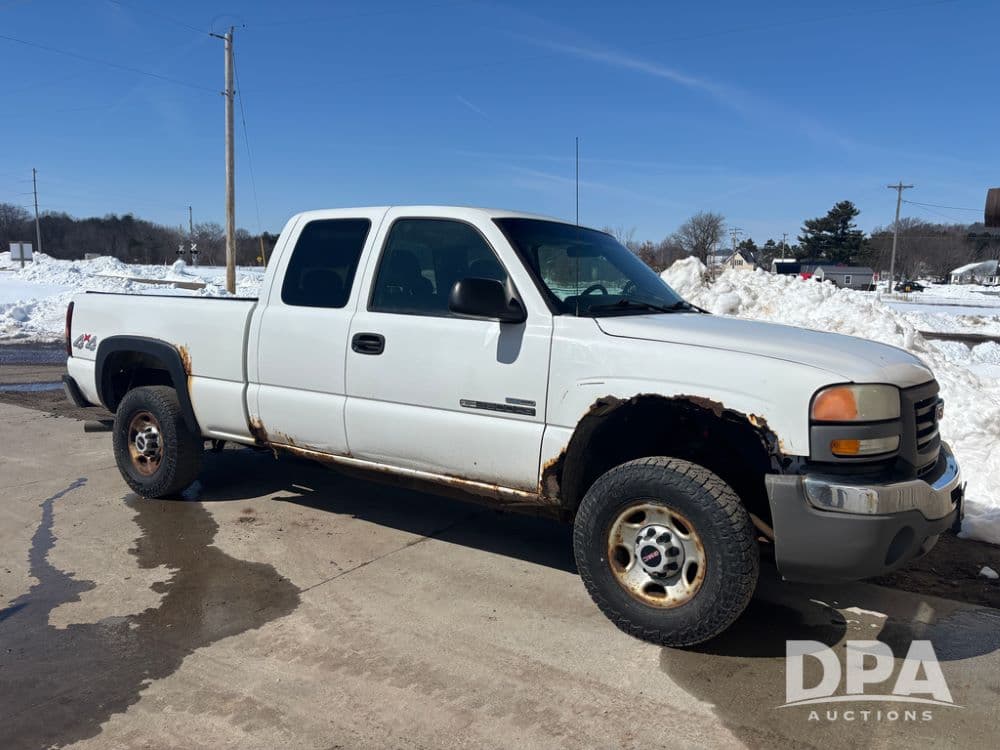 Image of GMC 2500HD Primary image