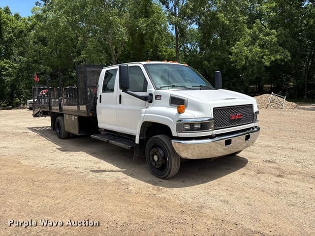 Image of GMC C4500 equipment image 2