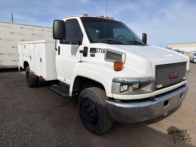 Image of GMC C4500 equipment image 2