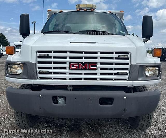 Image of GMC C4500 equipment image 1