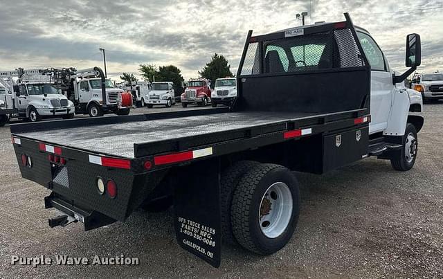 Image of GMC C4500 equipment image 4