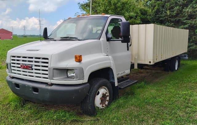 Image of GMC C5500 equipment image 3