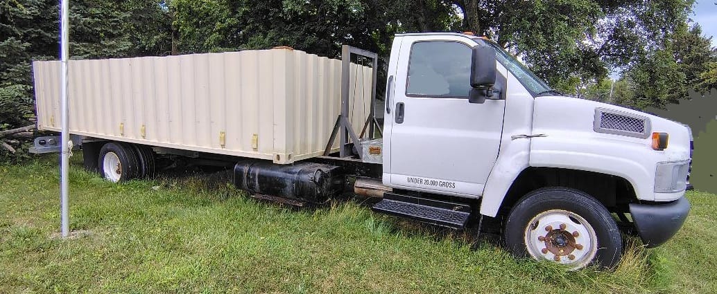 2007 GMC C5500 Equipment Image0