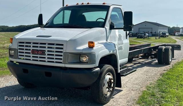 Image of GMC C5500 equipment image 1