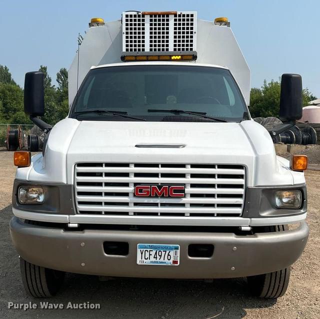 Image of GMC C5500 equipment image 1