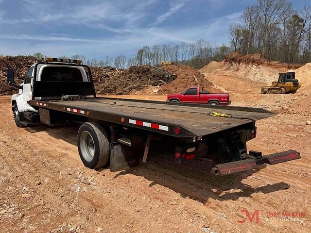 Image of GMC C6500 equipment image 3