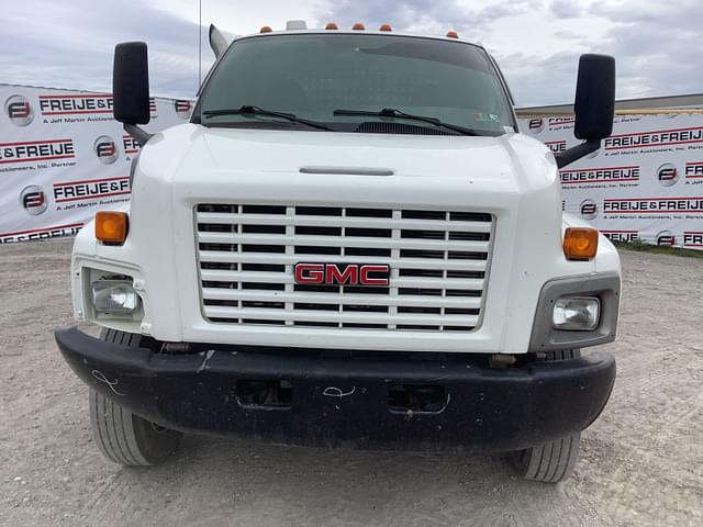 Image of GMC C6500 equipment image 1