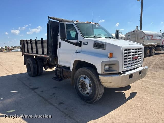 Image of GMC C7500 equipment image 2