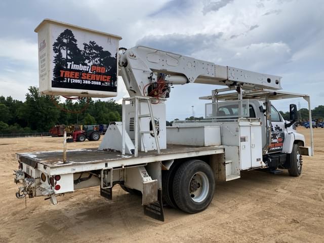 Image of GMC C8500 equipment image 2
