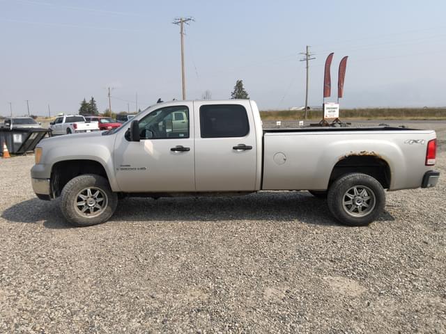 Image of GMC 2500HD equipment image 1