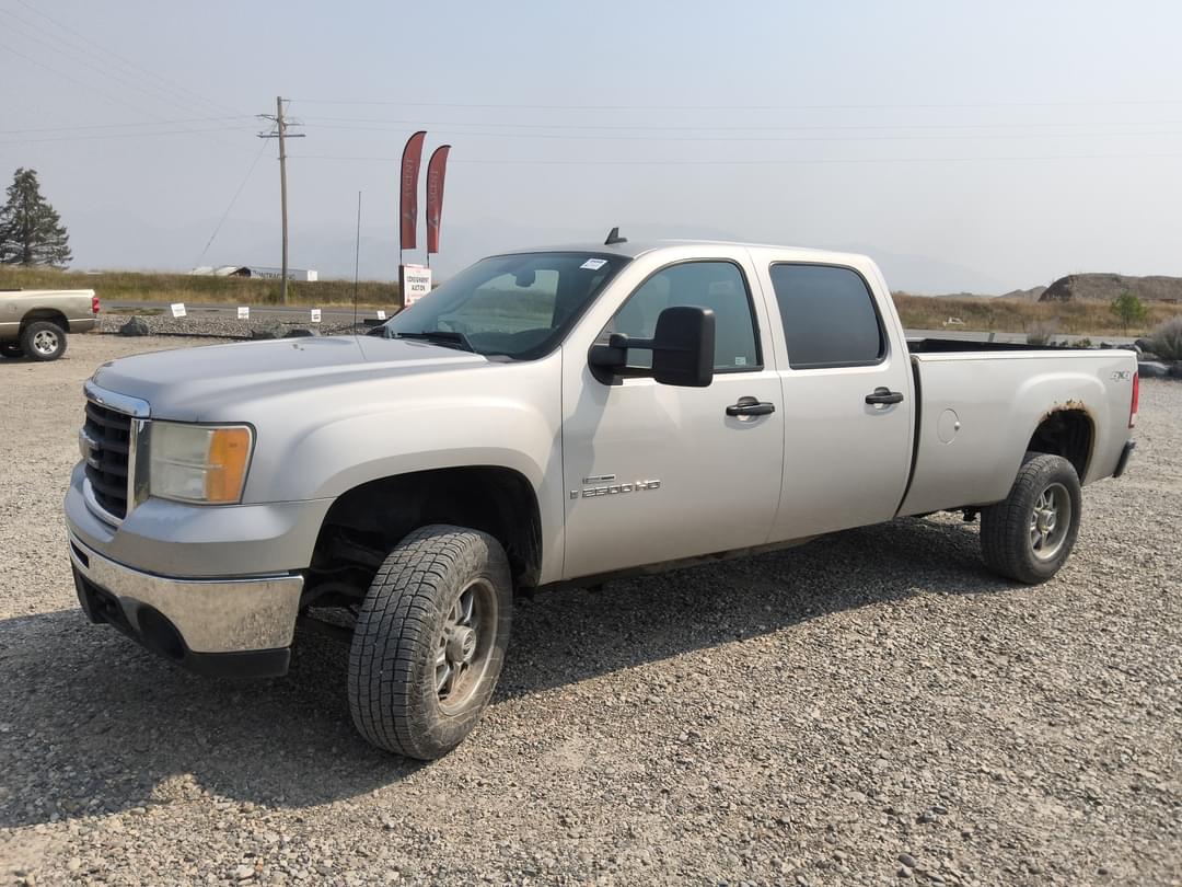Image of GMC 2500HD Primary image