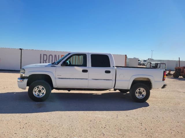 Image of GMC 2500 equipment image 1