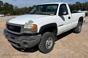 2007 GMC 2500HD Image