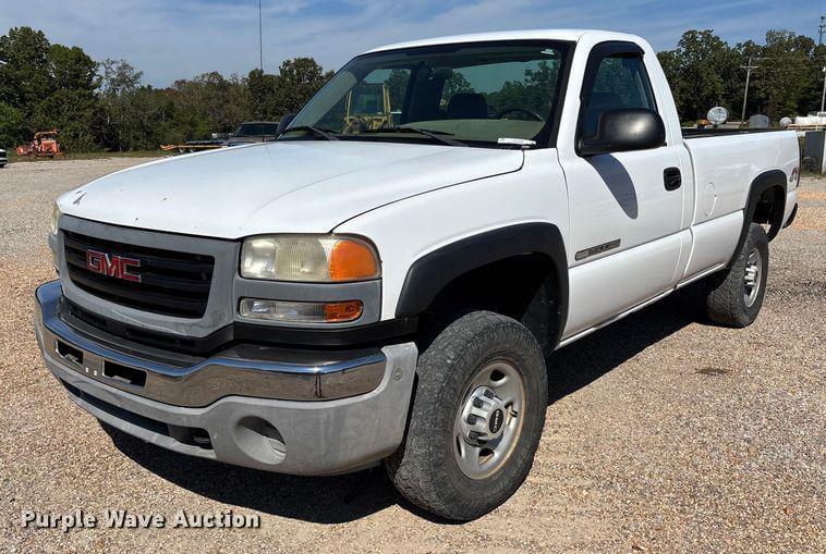 Image of GMC 2500HD Primary image