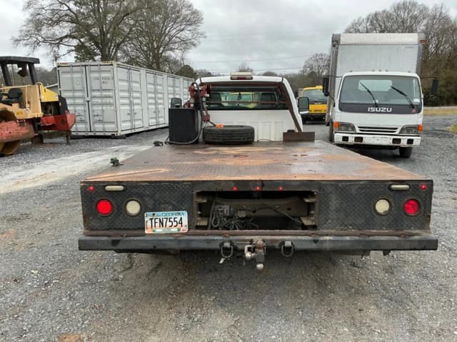 Image of GMC 3500 equipment image 3