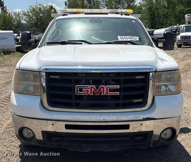 Image of GMC 3500HD equipment image 1