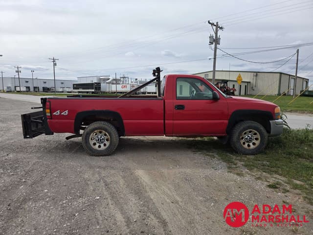 Image of GMC 1500 equipment image 2
