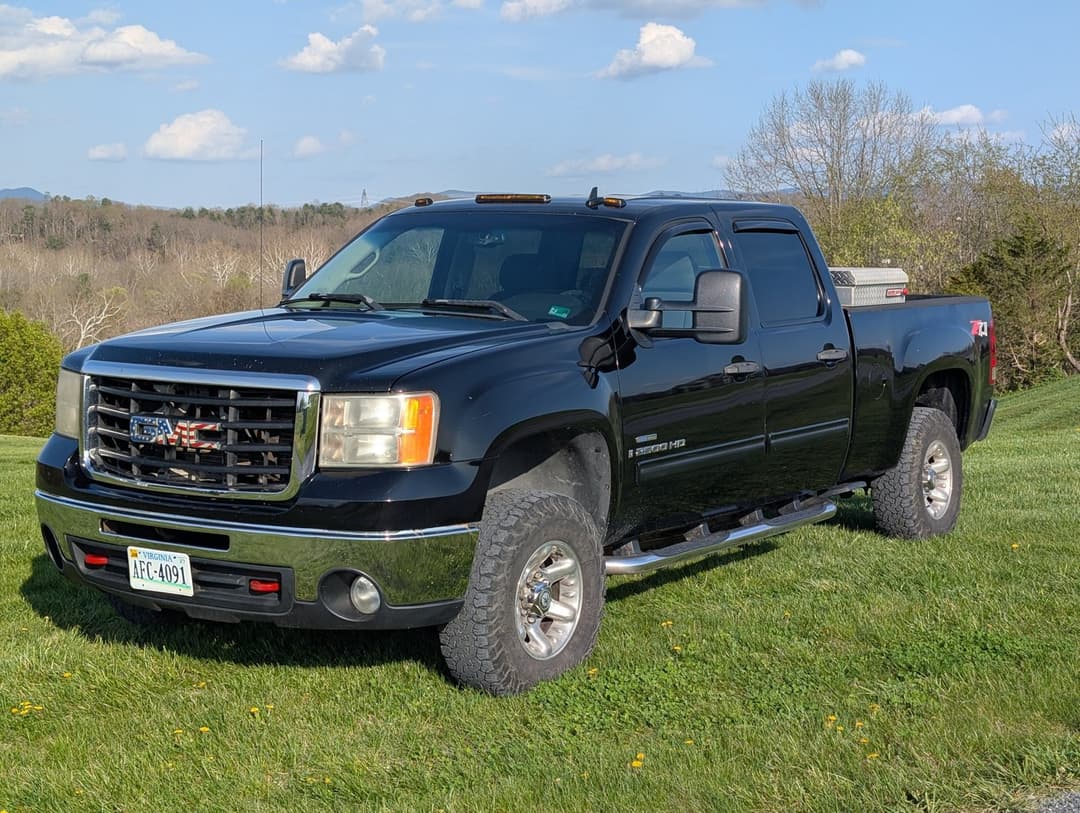 Image of GMC Sierra Primary image