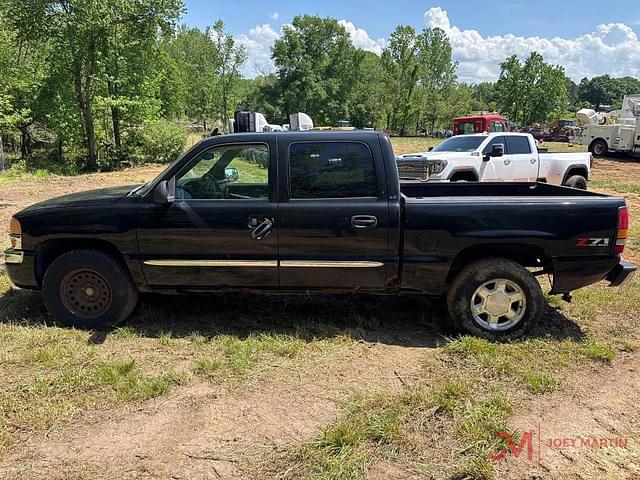 Image of GMC Z71 equipment image 4
