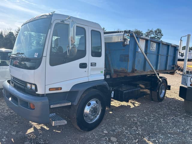 Image of GMC T7500 equipment image 1