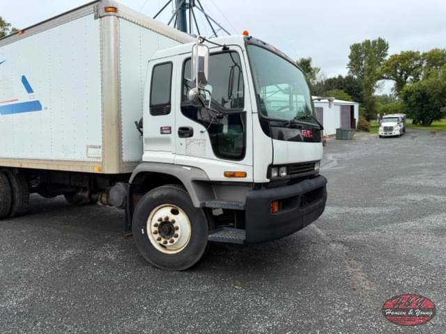 Image of GMC T7500 equipment image 2